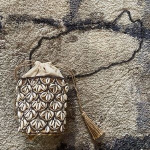 Seashell Mini Bag 🐚